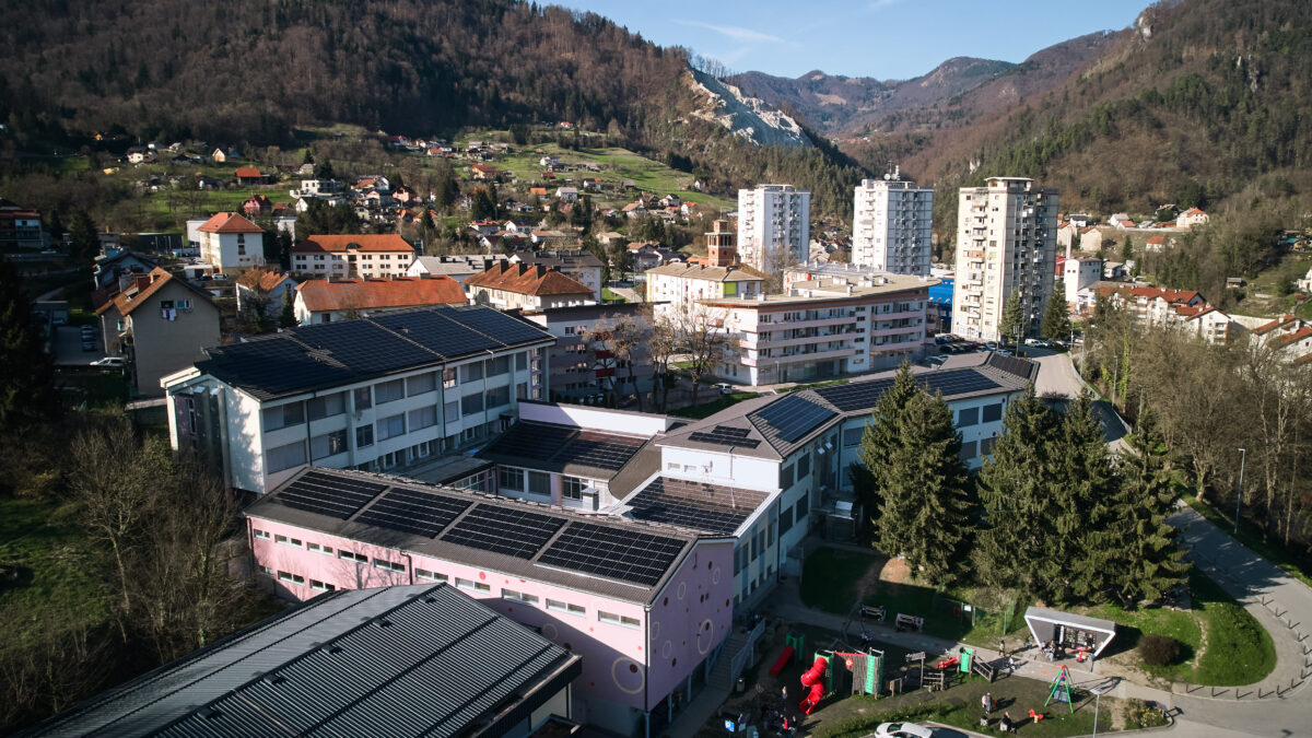 Sončna šola Hrastnik, OSnovna šola narodnega heroja Rajka Hrastnik